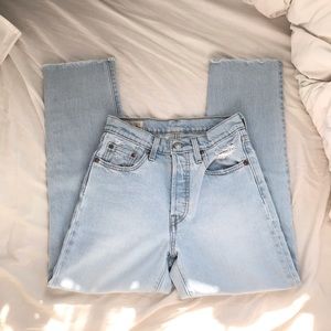Levis 501 jeans